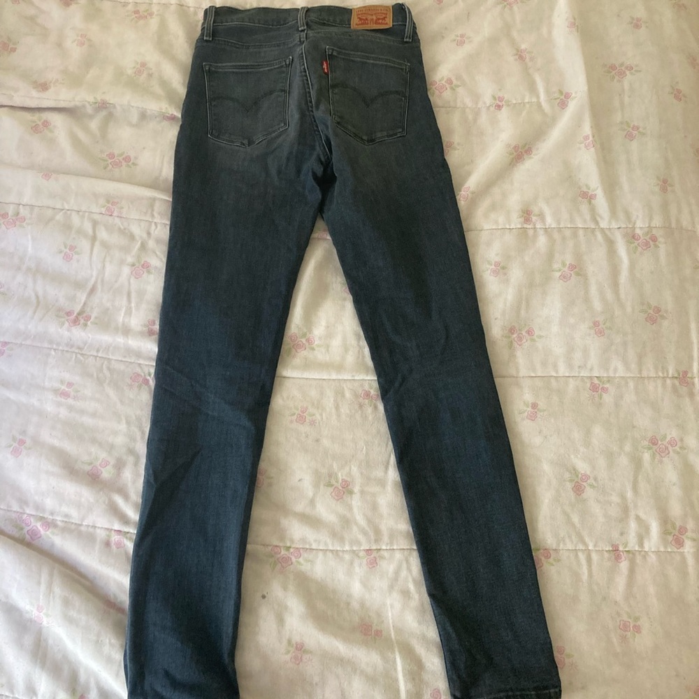 Levi’s skinny jeans